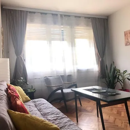 Apartment Centre, Free Parking